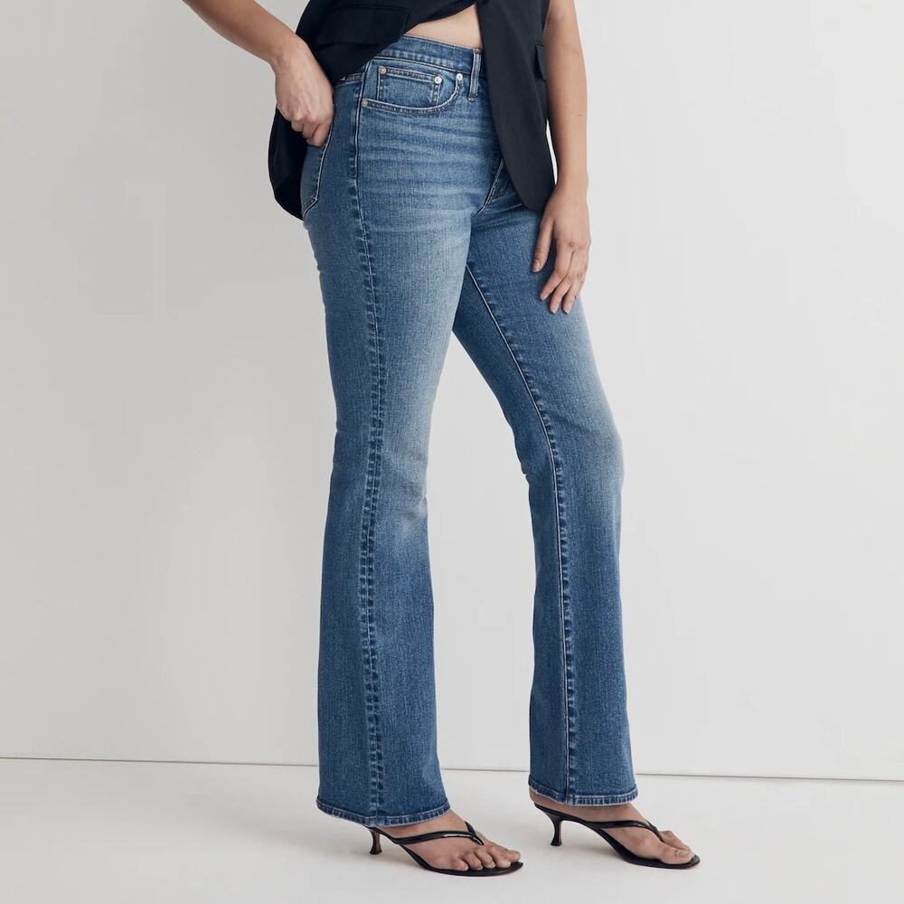 Madewell 11" High Rise Skinny Flare Jeans Fairson Wash size 32 - Picture 3 of 16